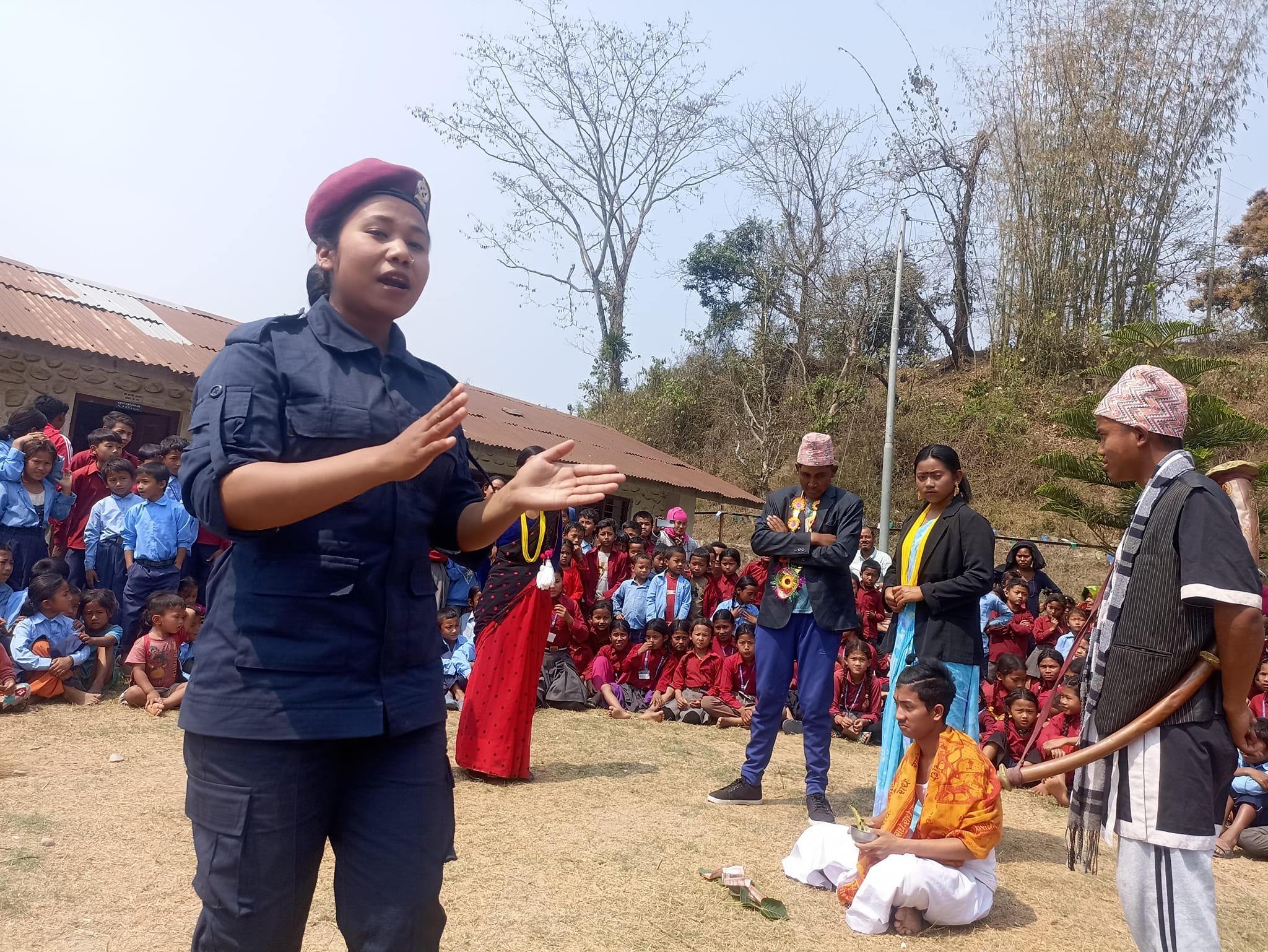 मरिणमा बालविवाह न्युनिकरण सम्बन्धि सडक नाटक प्रस्तुत