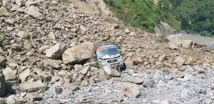 बिपी राजमार्ग पुनः अवरुद्ध