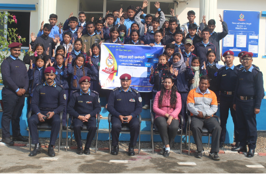 नवज्योति बहिरा मावि र प्रहरीको साझेदारीमा ‘प्रहरीसँग विद्यार्थी’ कार्यक्रम