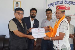 डम्फु बनाउने २० दिने सीपमूलक तालिम सम्पन्न