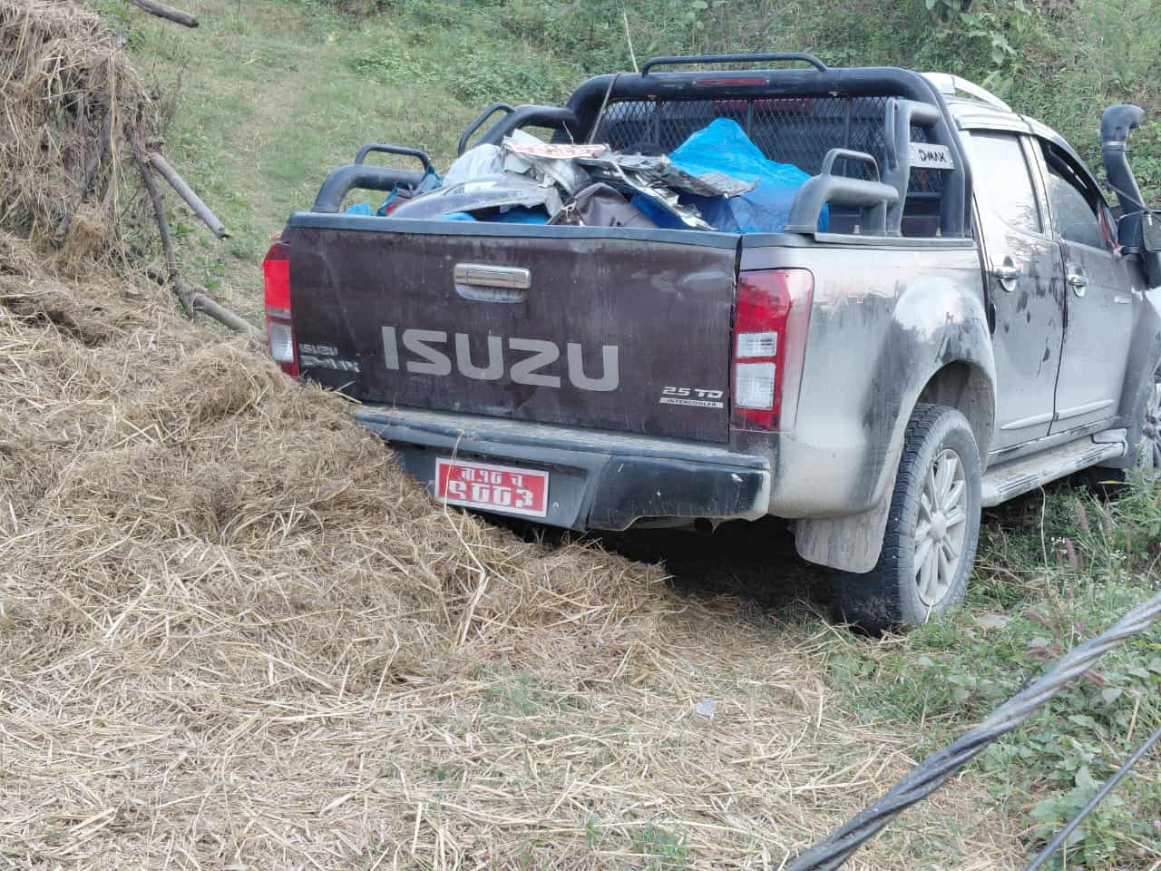 मदन भण्डारी राजमार्गमा गाडी दुर्घट्ना ४ जना घाइते