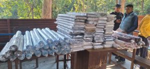 बिल बिजक नभएको अवैध कपडा बरामद