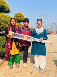 प्रणय दिवको अवसरमा सिन्धुली महिला अपाङ्ग संघका अध्यक्ष देवकोटाद्धारा बैशाखी वितरण