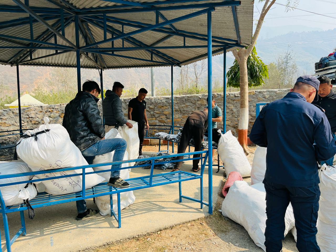 ३६ लाख रुपौयाँ भन्दा धेरैको बिलबिजक नभएको सामान नियन्त्रणमा