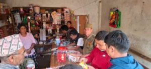 फिक्कलमा बजार अनुगमन गरी अखाद्य वस्तु नष्ट