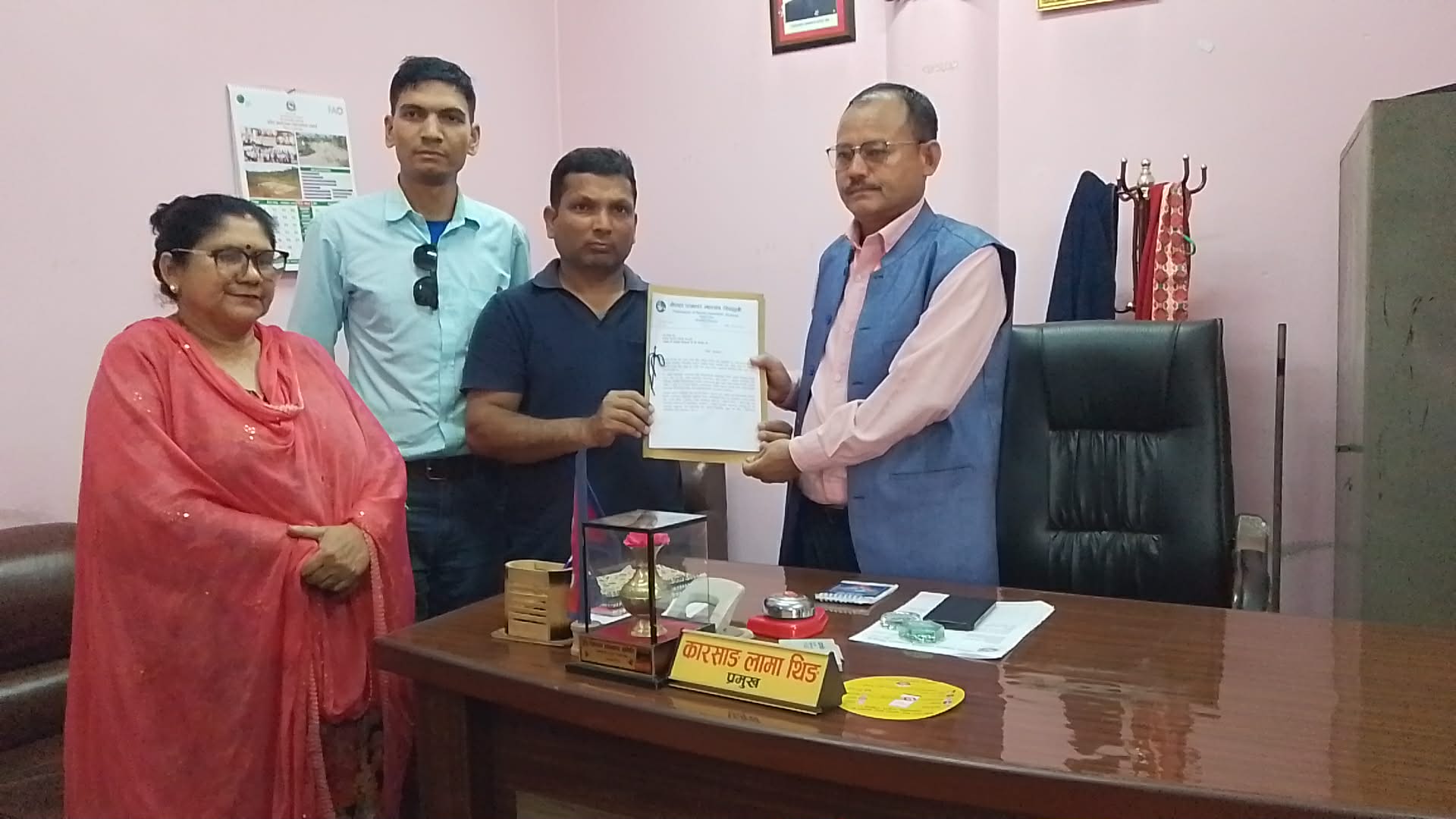 पत्रकार महासंघ सिन्धुलीले नौ वटै स्थानिय तहलाई बुझायो ज्ञापन पत्र