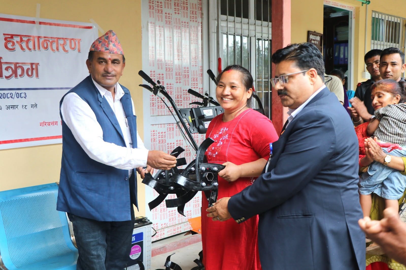 ’इन्द्रेणी बचत समूह’लाई  मिनिटिलर हस्तान्तरण