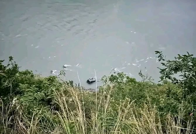 सुनकोशी नदीमा टाटा सुमो खस्दा तीन महिलाको मृत्यु, तीन जना बेपत्ता